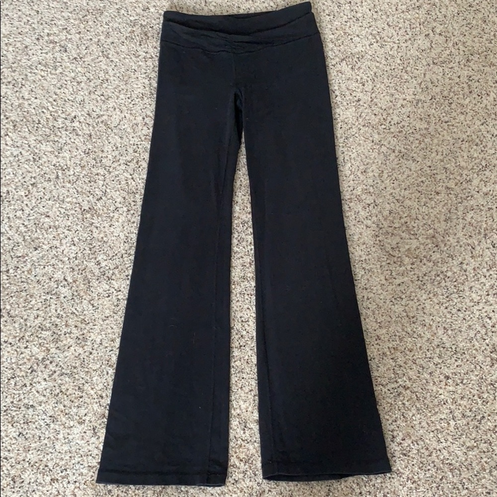 EUC Victoria’s Secret yoga pants “the player “